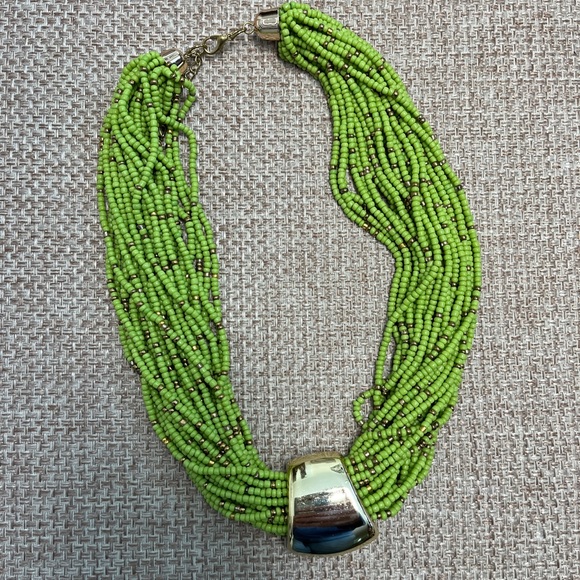 23 strand lime green seed bead necklace 18-20”. NIP weighted. Gold focal slide. - Picture 1 of 7
